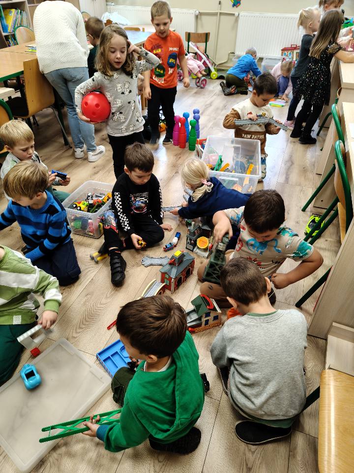 562385773 1276415337845125 5087811825978892980 n